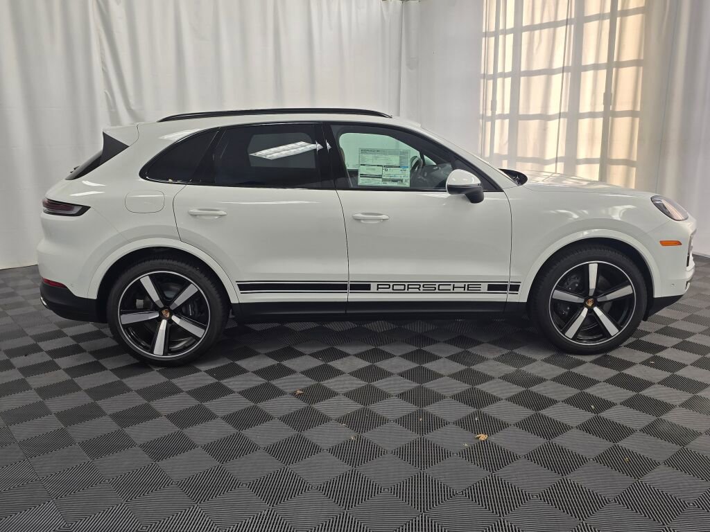 New 2026 Porsche Cayenne image 8