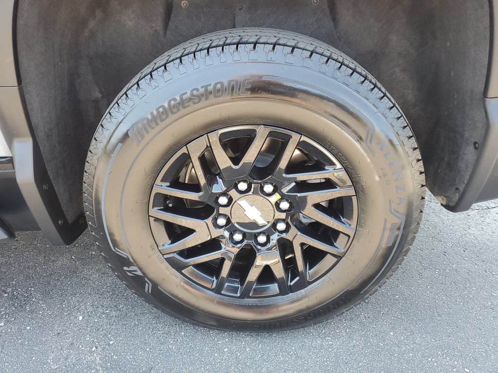 Used 2026 Chevrolet Silverado EV LT AWD/4WD image 33