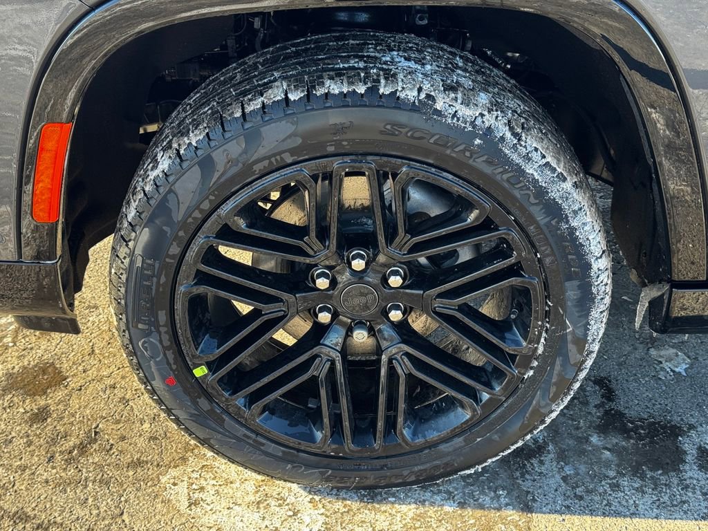 New 2026 Jeep Grand Wagoneer L Limited image 10