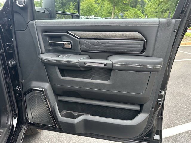 New 2026 RAM 2500 Limited image 14