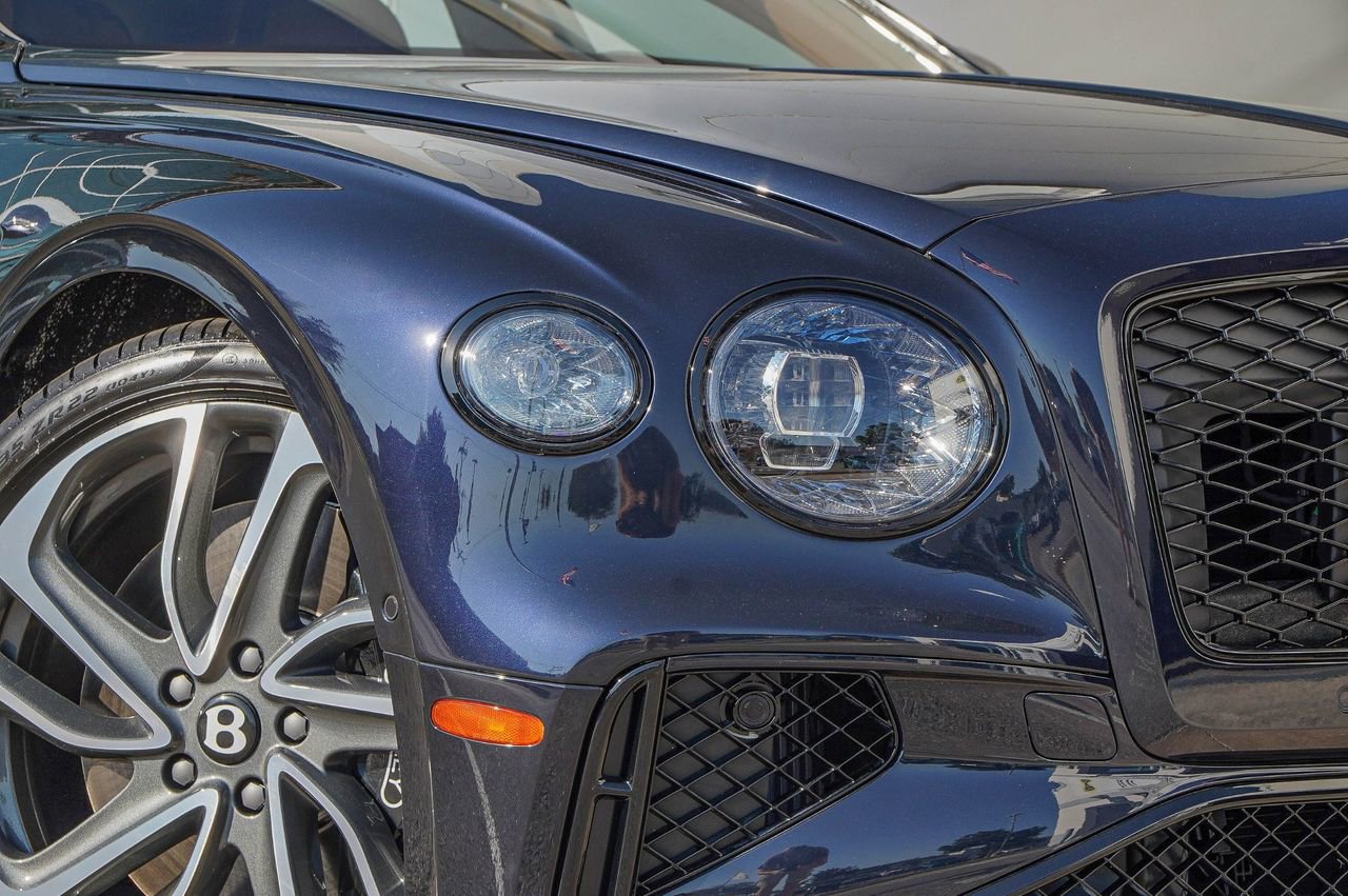 New 2026 Bentley Flying Spur Plug-In Hybrid AWD/4WD image 8