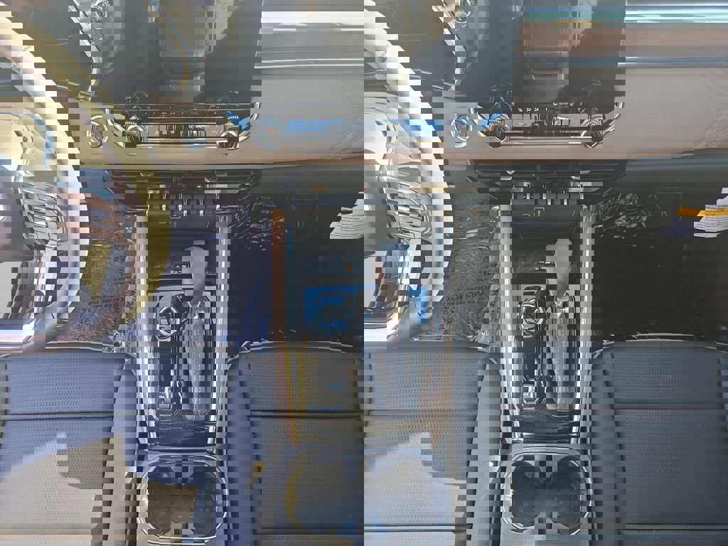 New 2026 GMC Canyon Denali image 11