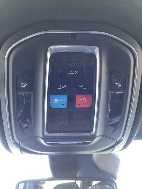 Certified 2021 Jeep Grand Cherokee L Laredo image 23