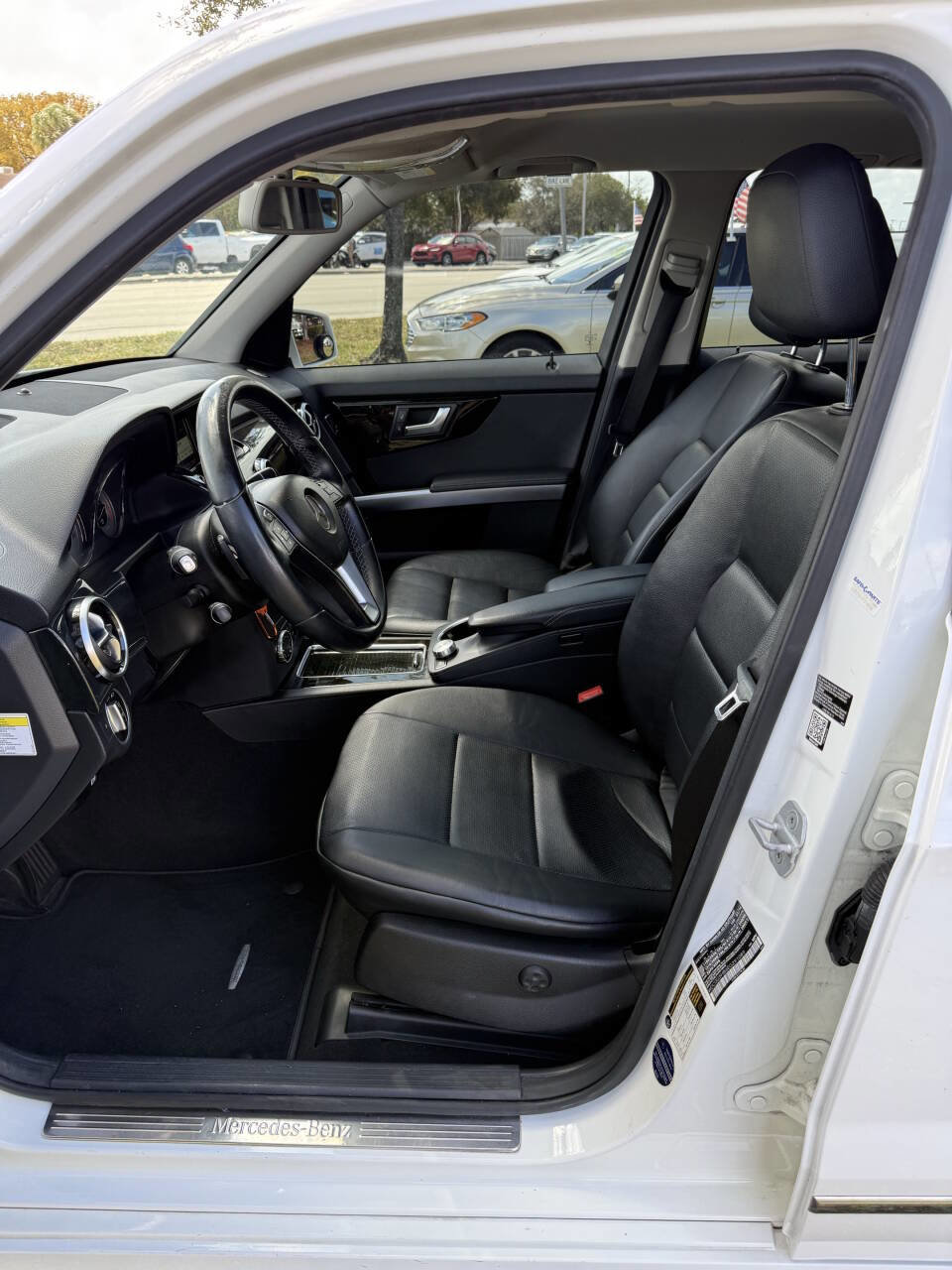 Used 2014 Mercedes-Benz GLK 350 2WD image 11