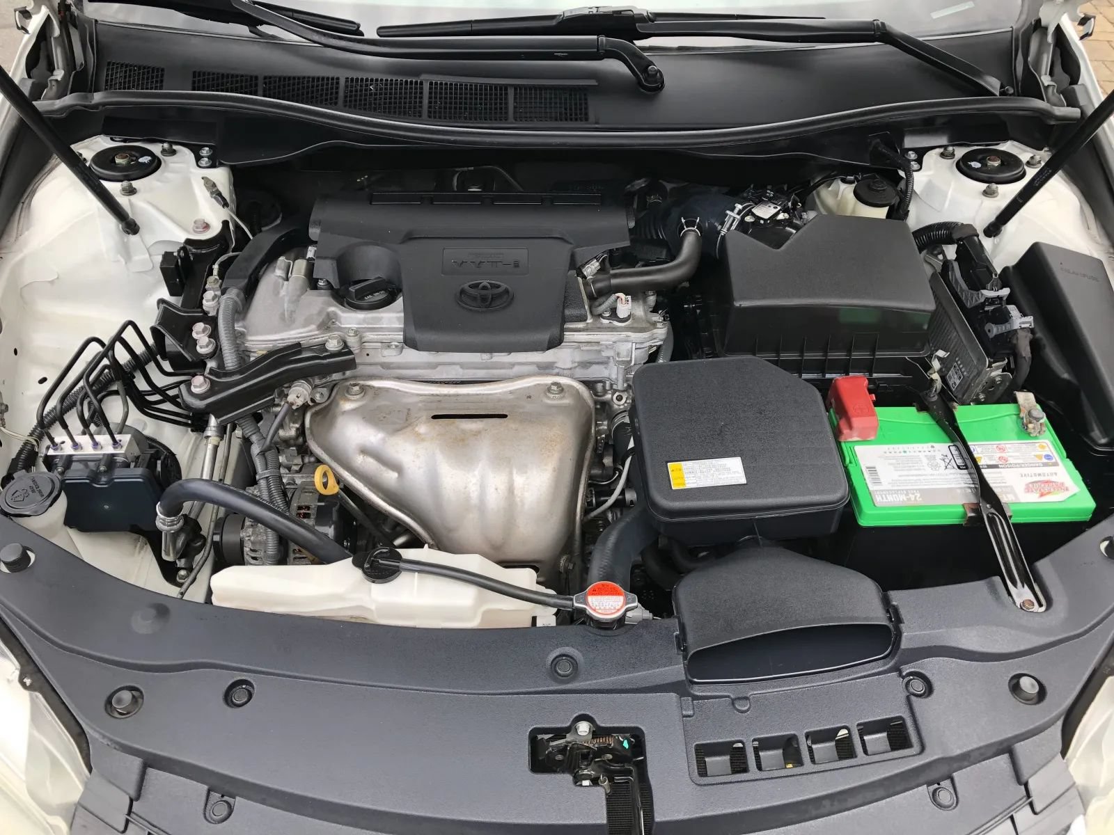 Used 2016 Toyota Camry LE FWD image 35