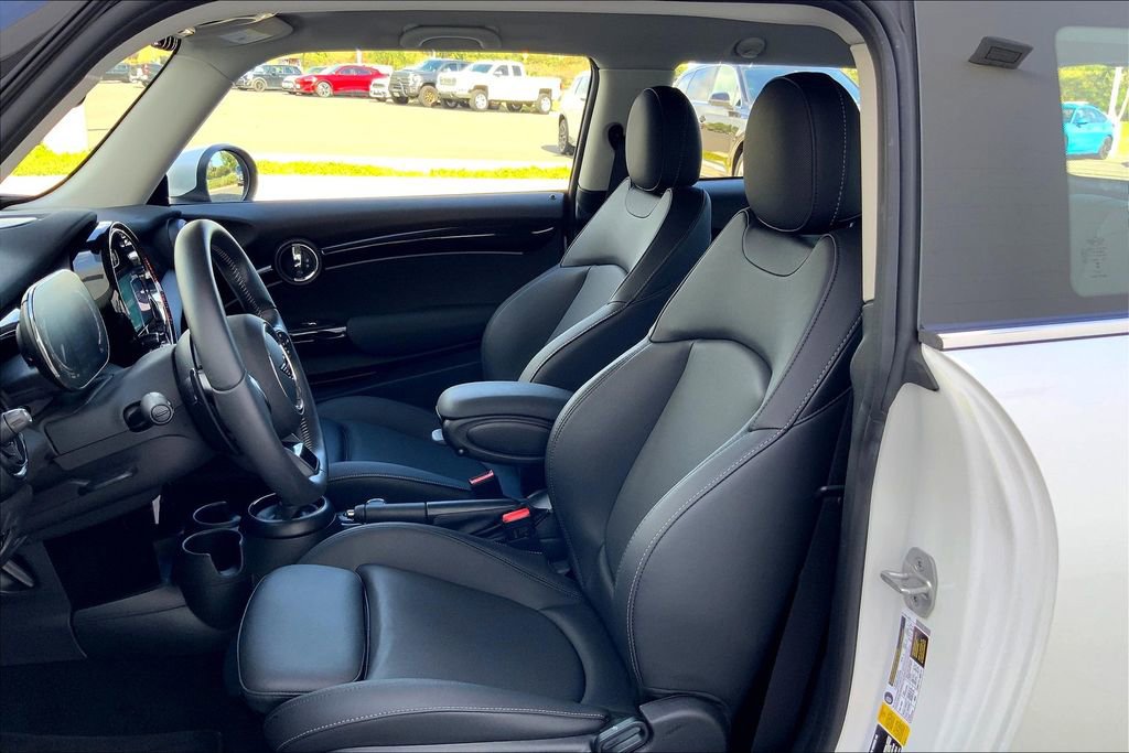 Certified 2024 MINI Cooper S image 25