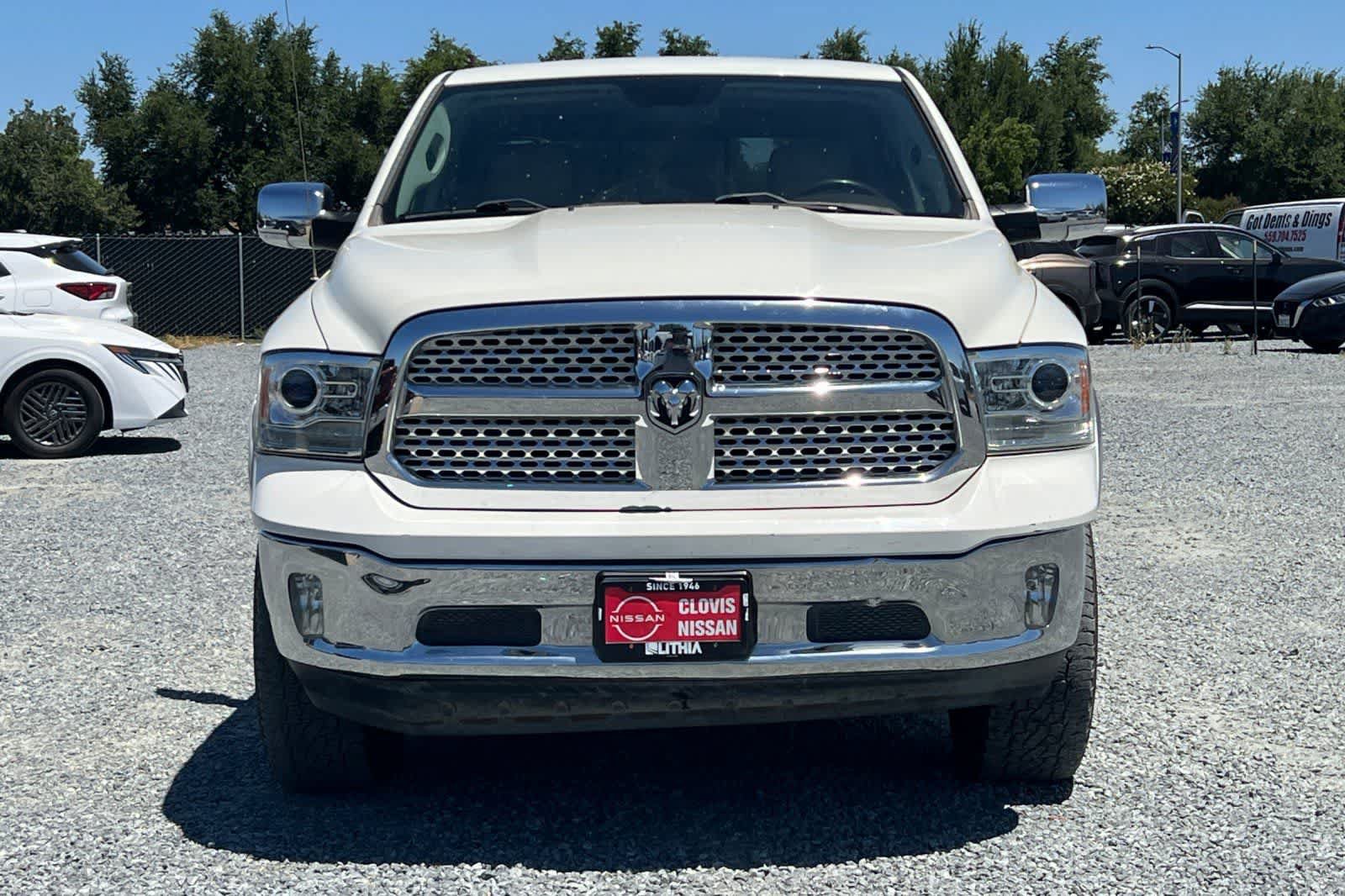 Used 2017 RAM 1500 Laramie w/ Convenience Group AWD/4WD image 11