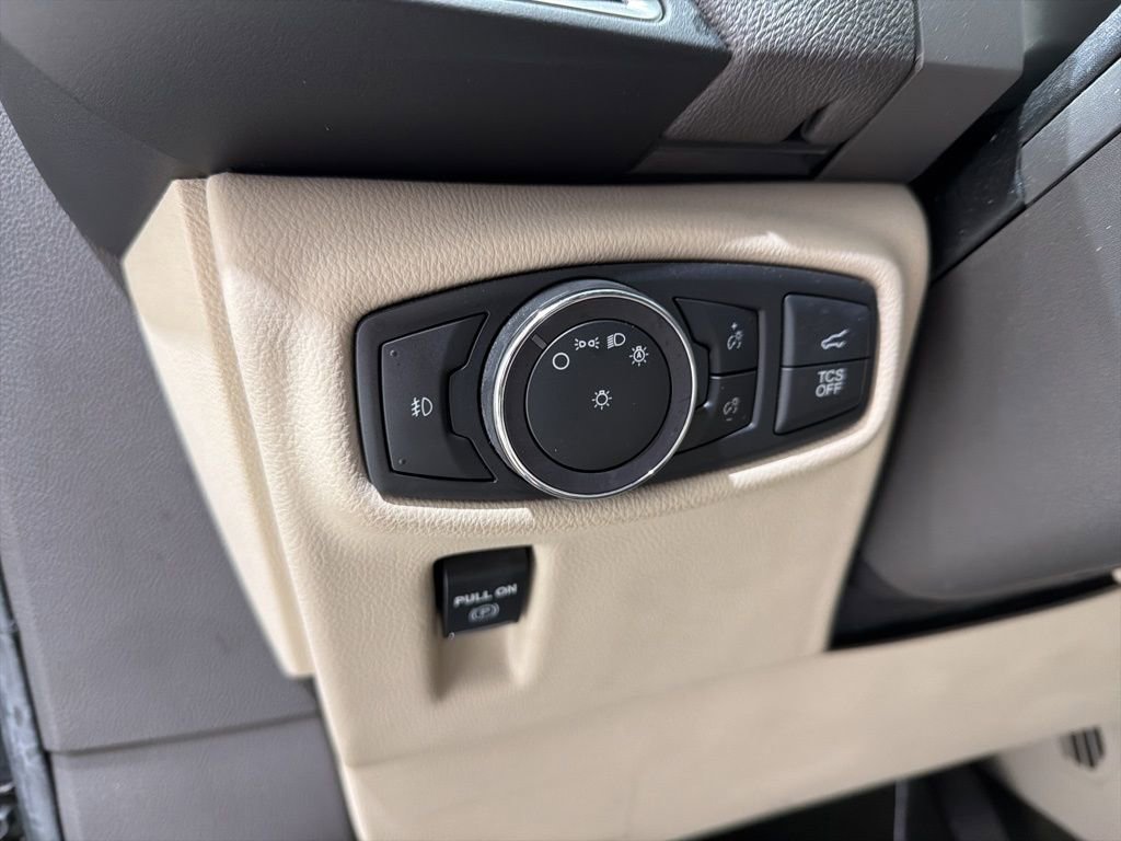 Used 2020 Lincoln Nautilus Reserve w/ Equipment Group 201A image 12