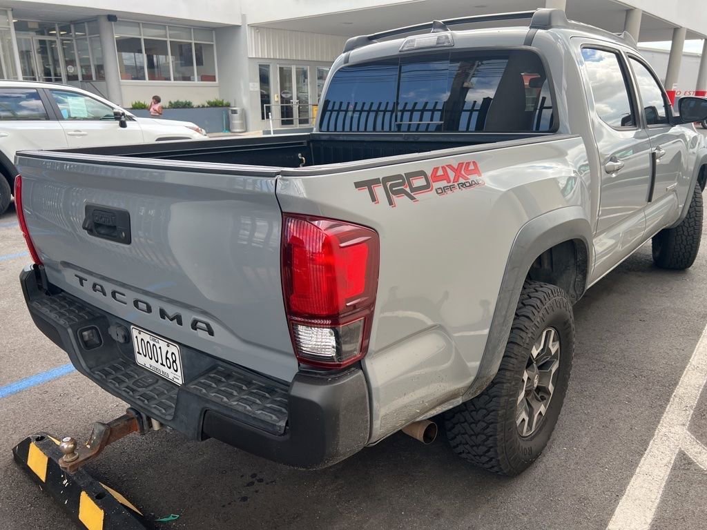 Used 2019 Toyota Tacoma TRD Off-Road AWD/4WD image 10