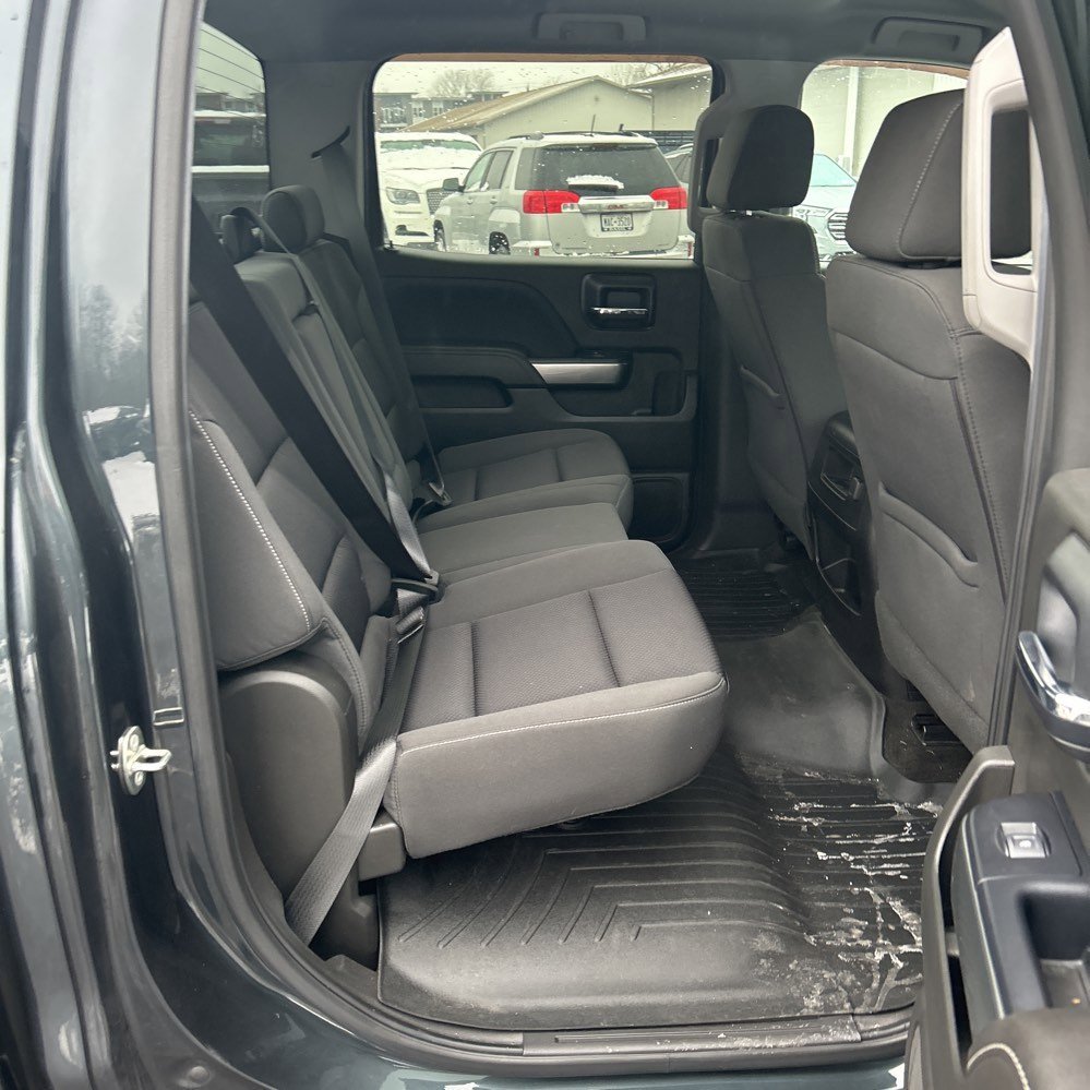 Used 2018 Chevrolet Silverado 1500 LT w/ All Star Edition image 16