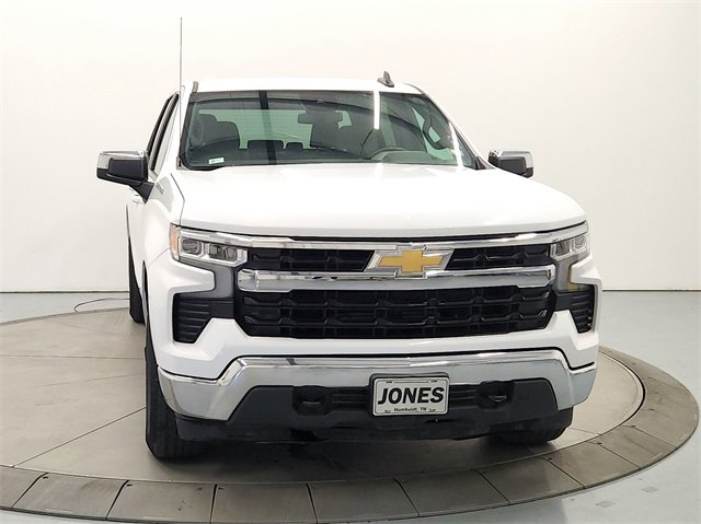Used 2023 Chevrolet Silverado 1500 LT image 2