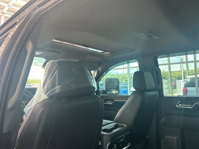 Used 2025 GMC Sierra 2500 Denali w/ Denali Reserve Package image 17