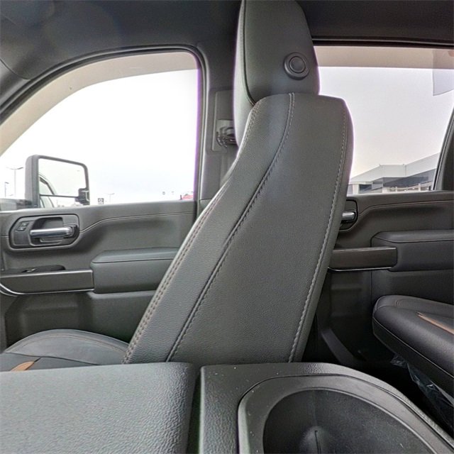 Used 2023 GMC Sierra 2500 AT4 w/ AT4 Preferred Package image 25