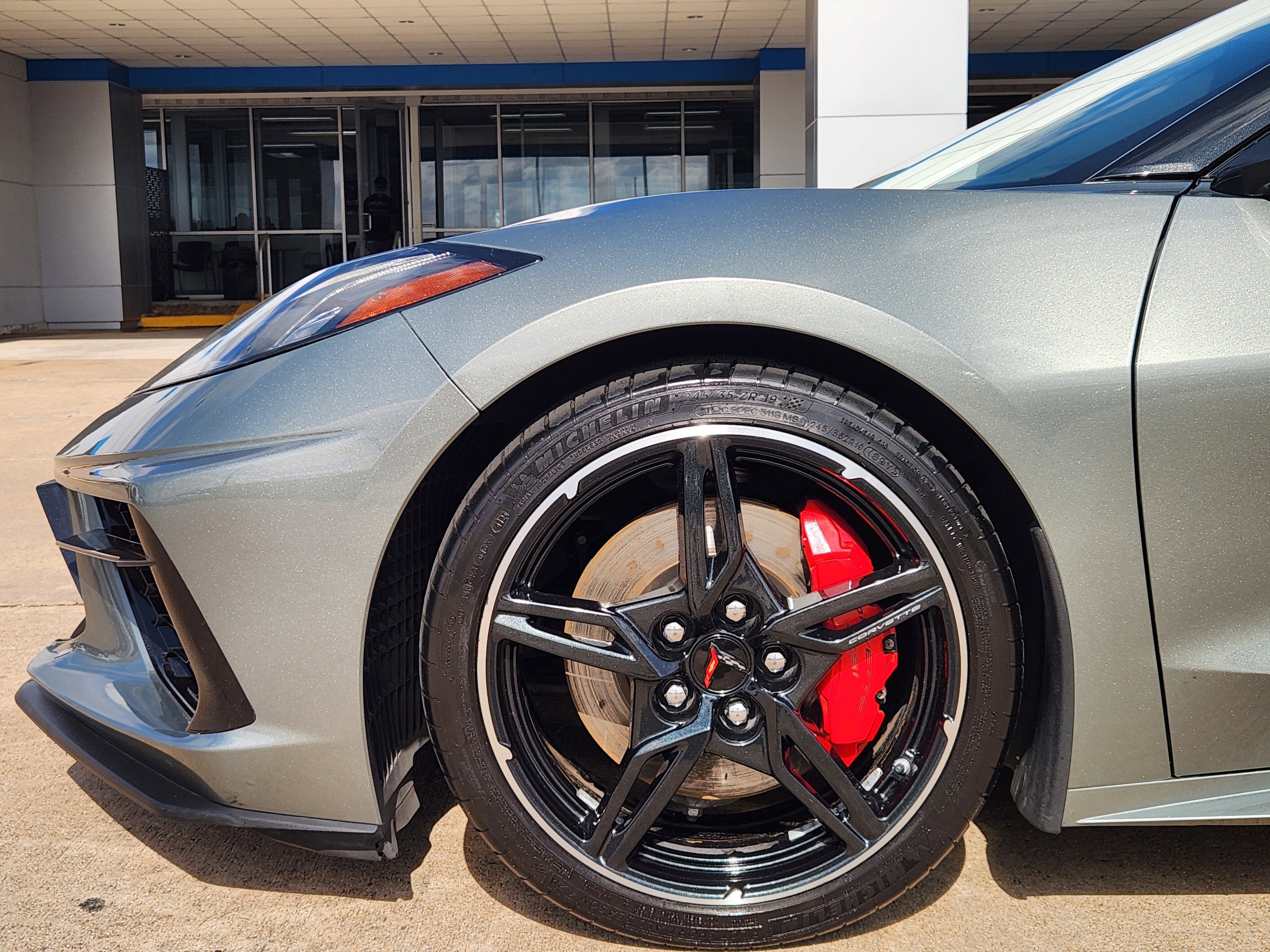 Used 2023 Chevrolet Corvette Stingray Premium Conv w/ Z51 Performance Package RWD image 9