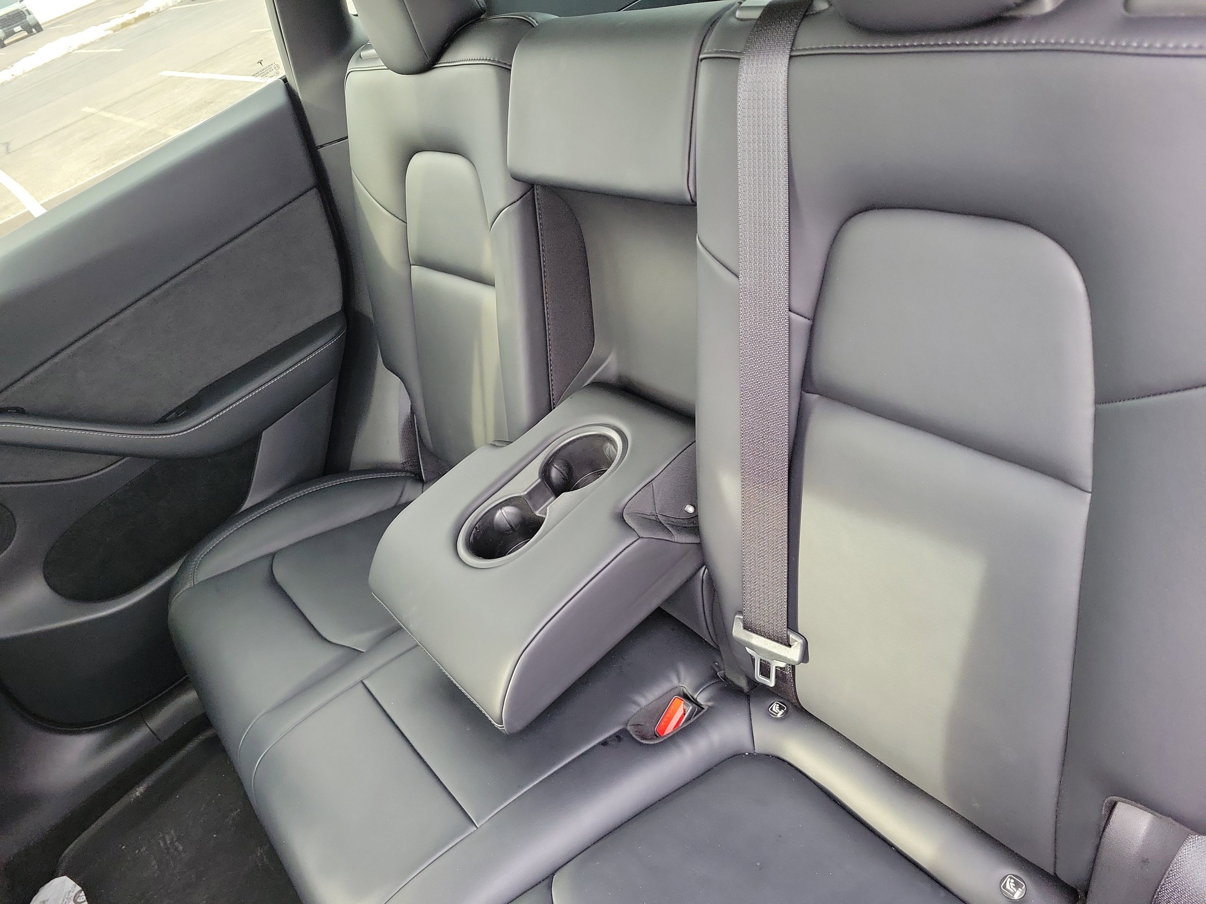 Used 2022 Tesla Model Y Performance image 11