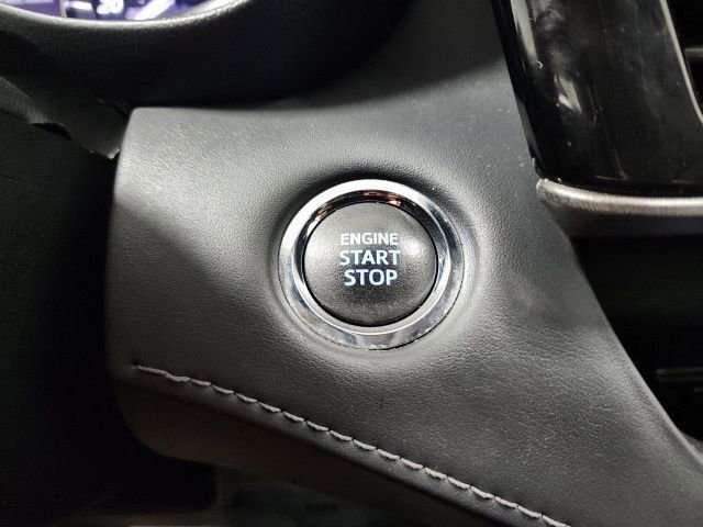 Used 2022 Toyota Highlander XLE image 35