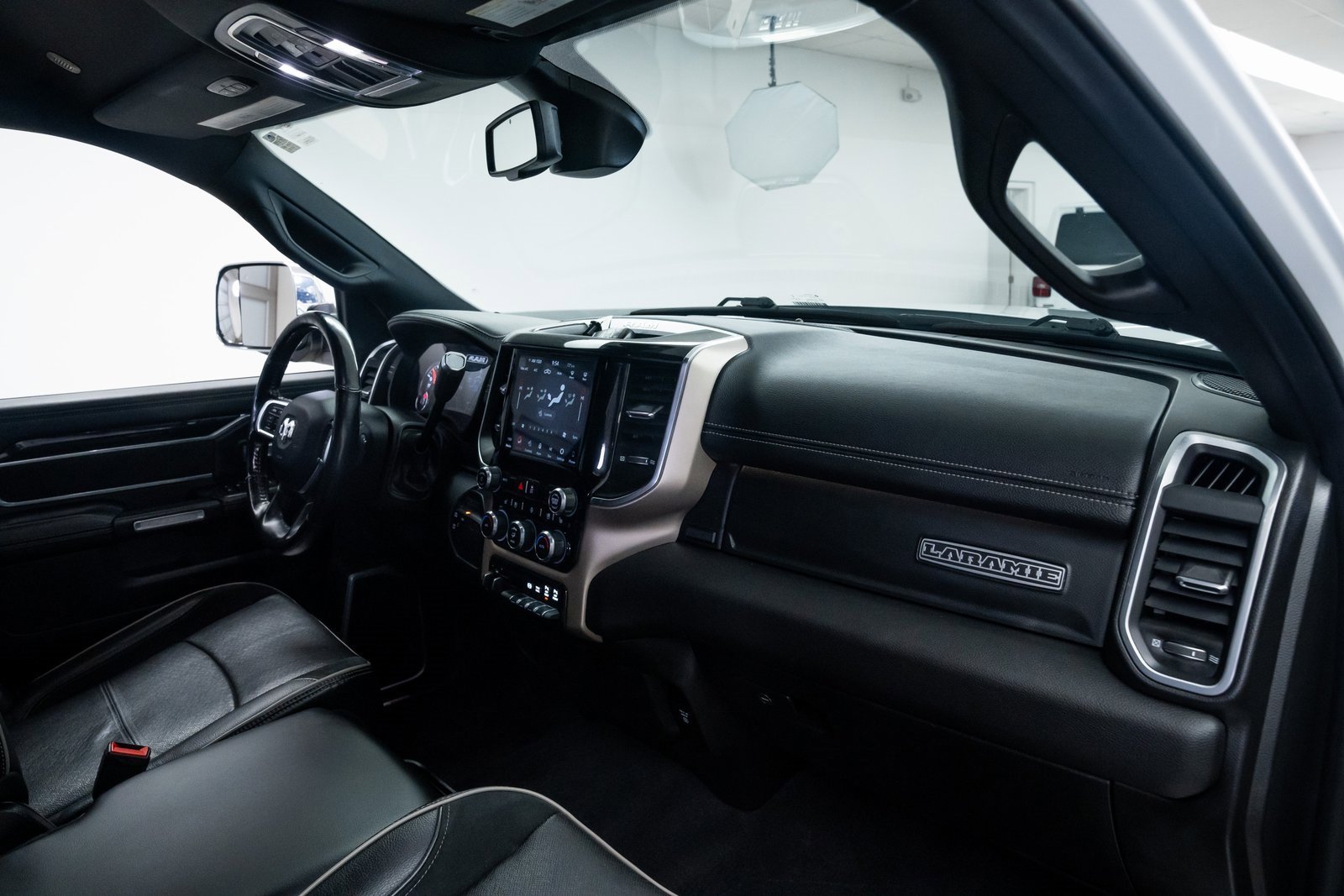 Used 2019 RAM 2500 Laramie image 22