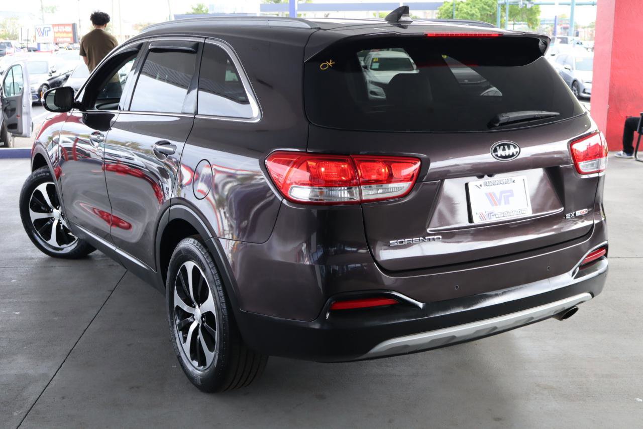 Used 2016 Kia Sorento EX image 7