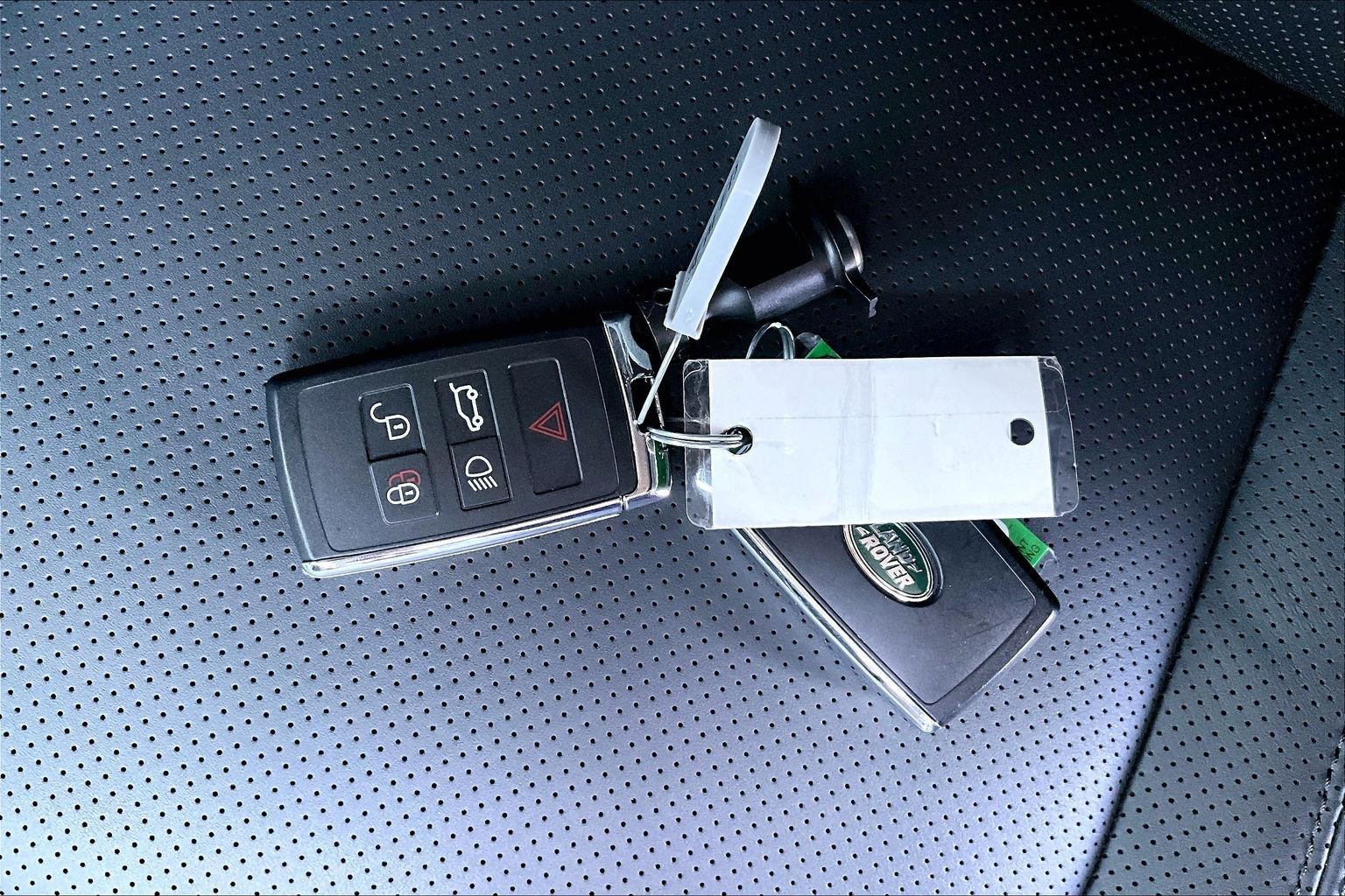 Certified 2025 Land Rover Defender 110 S AWD/4WD image 11