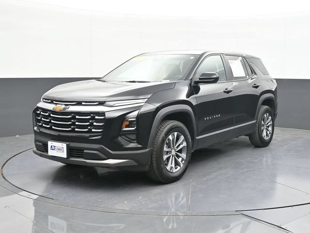 Used 2025 Chevrolet Equinox LT FWD image 3