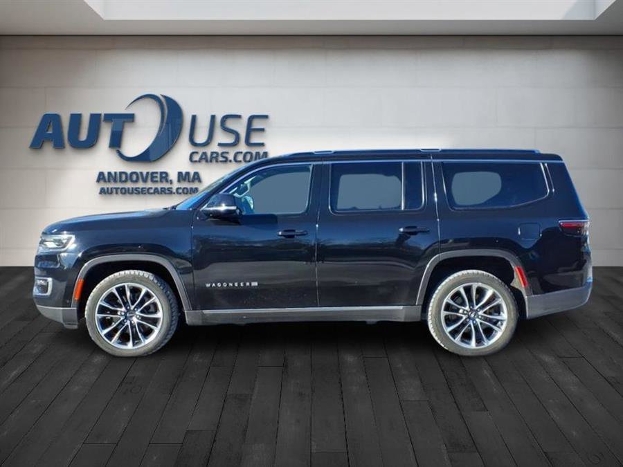 Used 2022 Jeep Wagoneer Series III w/ Premium Group I image 2