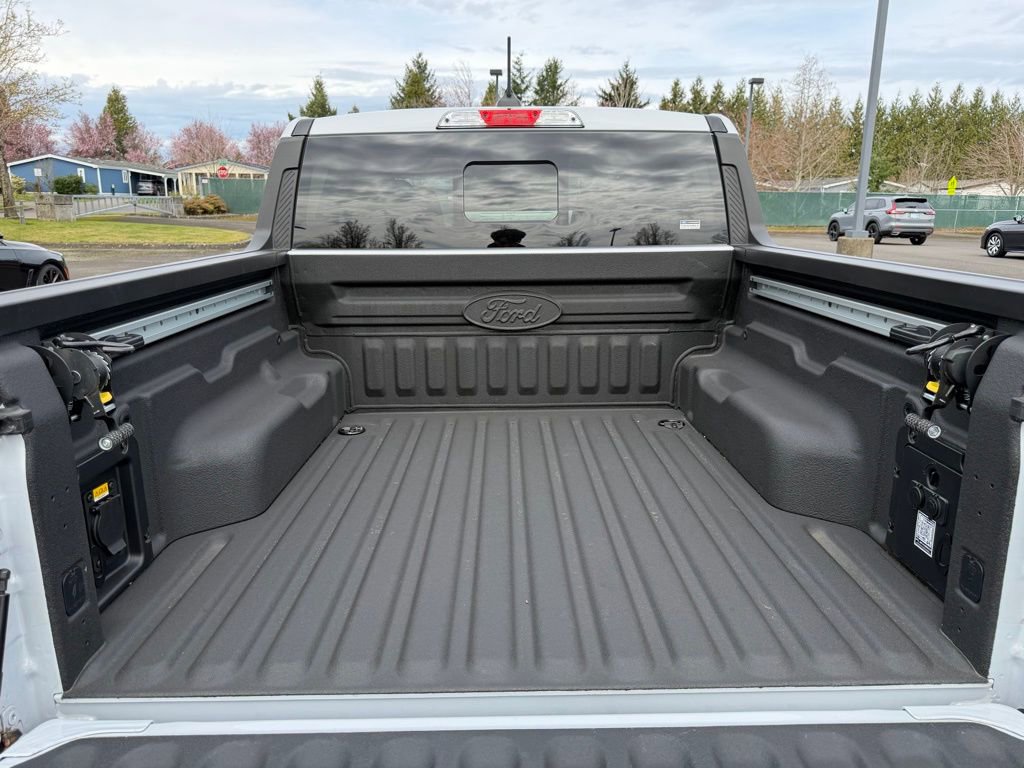 Used 2025 Ford Maverick Lariat w/ 4K Tow Package image 11