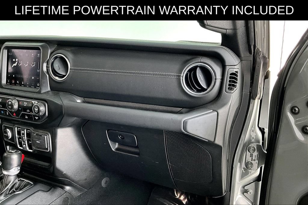 Used 2023 Jeep Wrangler Unlimited Sahara AWD/4WD image 21