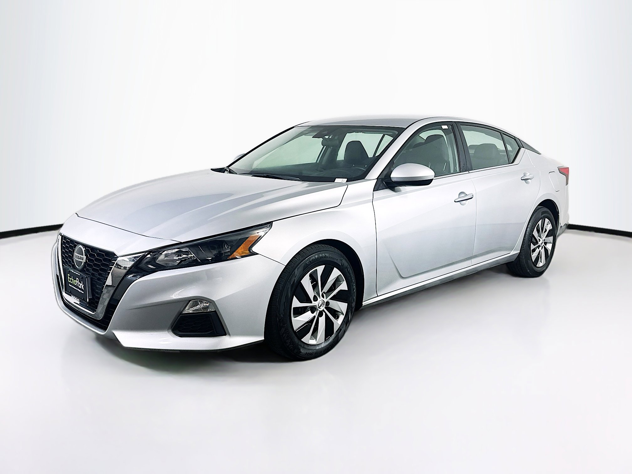 Used 2022 Nissan Altima 2.5 S image 3