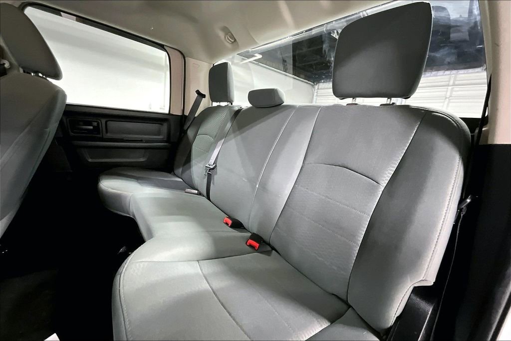 Used 2014 RAM 2500 Tradesman w/ Chrome Appearance Group AWD/4WD image 33