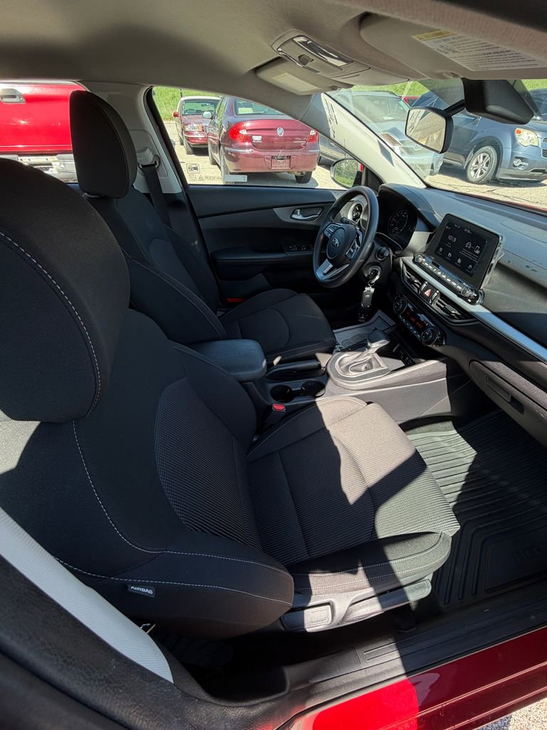 Used 2019 Kia Forte LXS FWD image 15