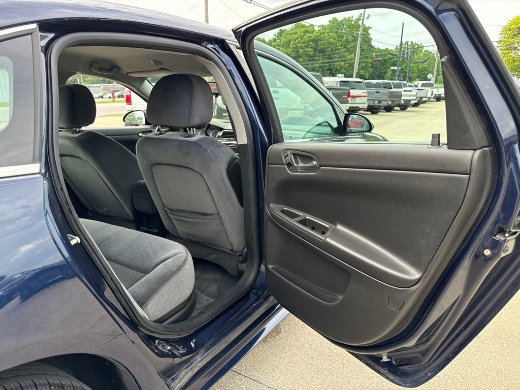 Used 2012 Chevrolet Impala LT FWD image 40