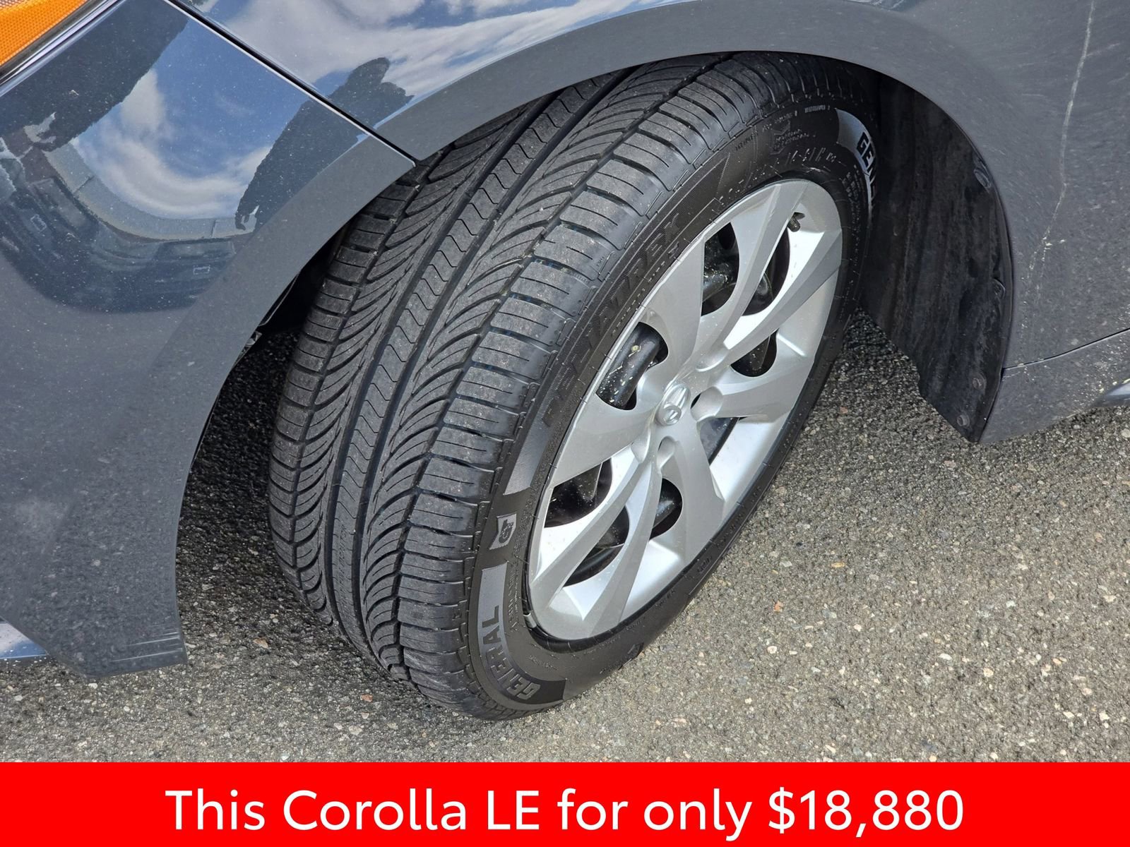 Used 2024 Toyota Corolla LE image 38