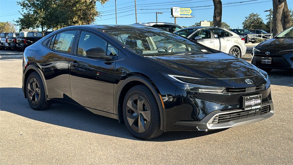 New 2026 Toyota Prius Plug-In Hybrid image 3