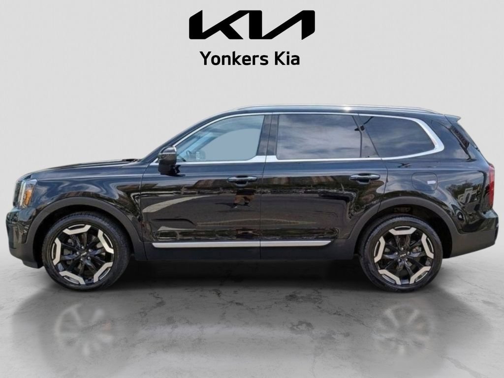 Certified 2024 Kia Telluride S w/ S Sunroof Package AWD/4WD image 12