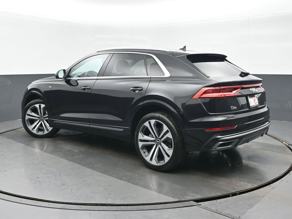 Used 2021 Audi Q8 Prestige w/ Prestige Package image 5