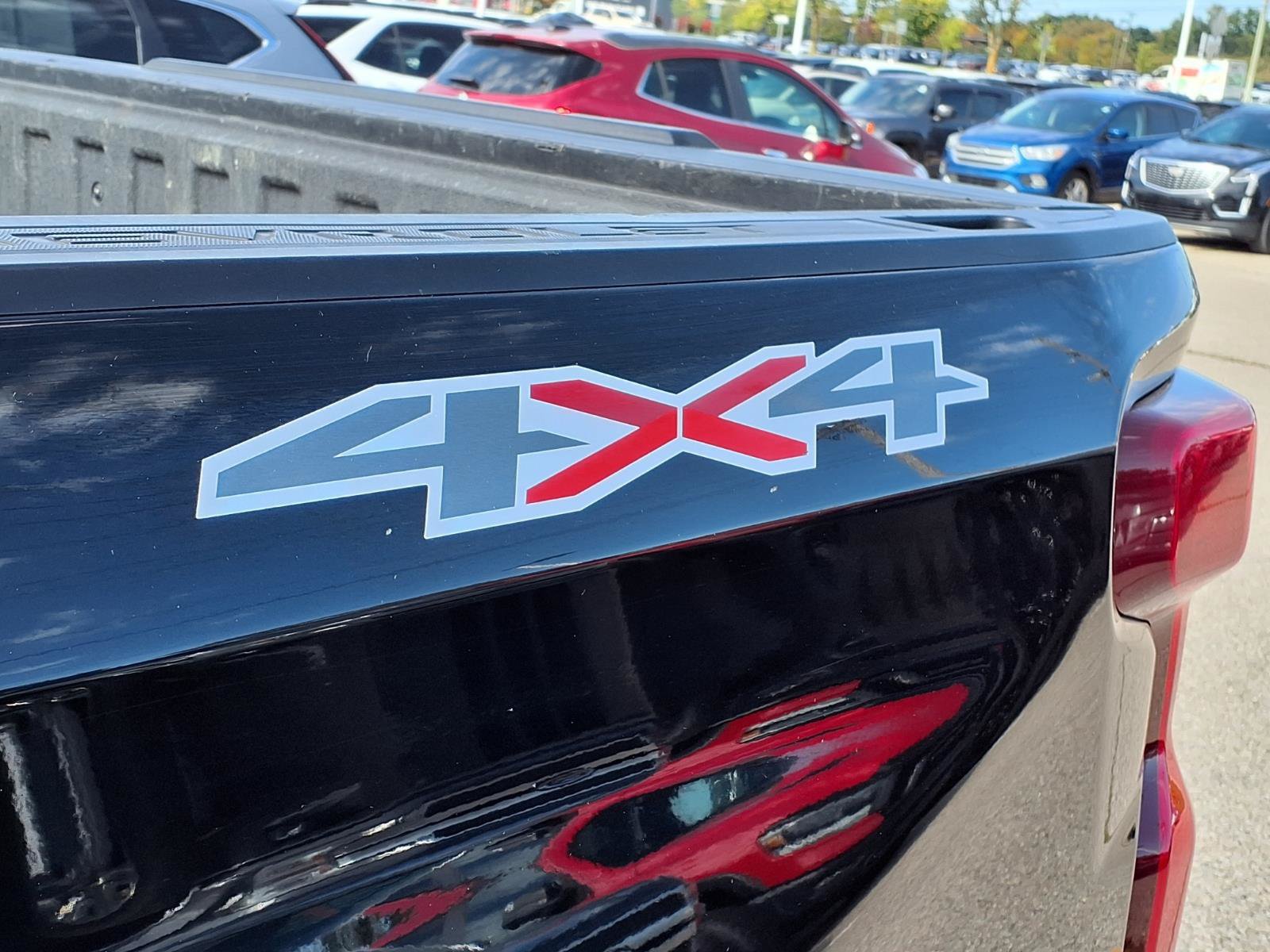 Used 2021 Chevrolet Silverado 1500 RST AWD/4WD image 9