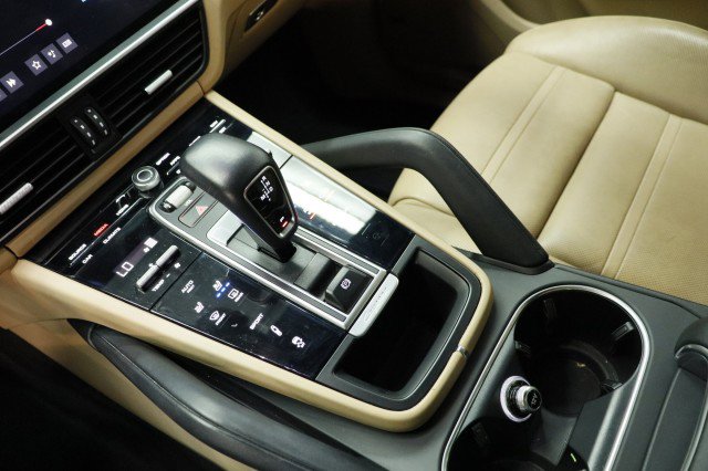 Used 2019 Porsche Cayenne S AWD/4WD image 19