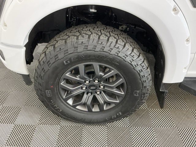 Used 2025 Ford F150 Lariat AWD/4WD image 31
