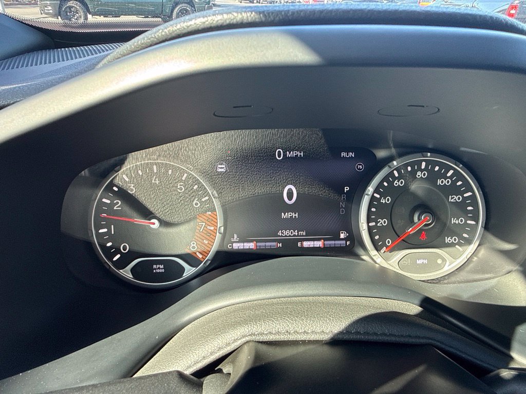 Certified 2023 Jeep Renegade Latitude AWD/4WD image 17