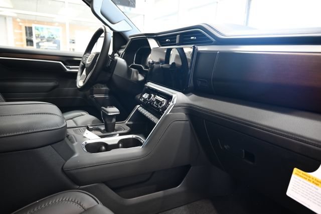 New 2026 GMC Sierra 1500 Denali AWD/4WD image 17