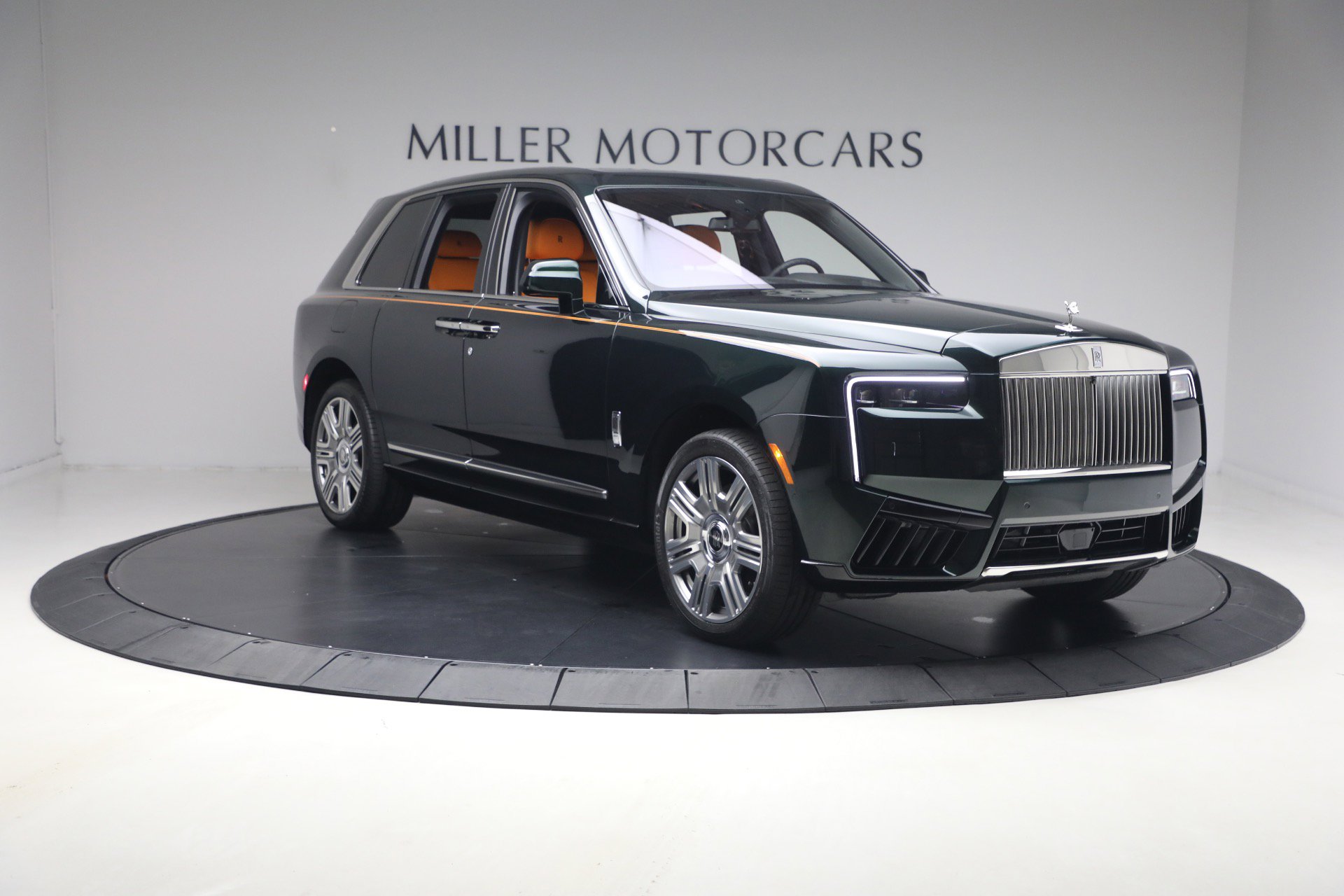 Certified 2026 Rolls-Royce Cullinan AWD/4WD image 8