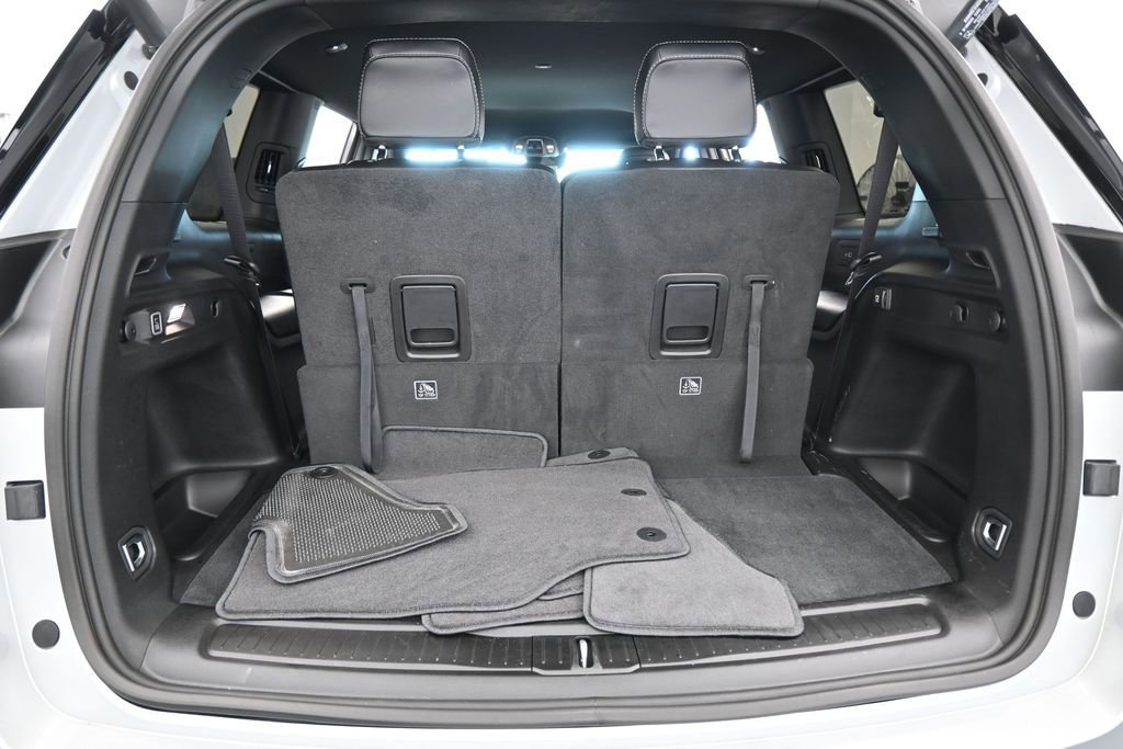 Used 2025 Jeep Grand Cherokee L Limited RWD image 38