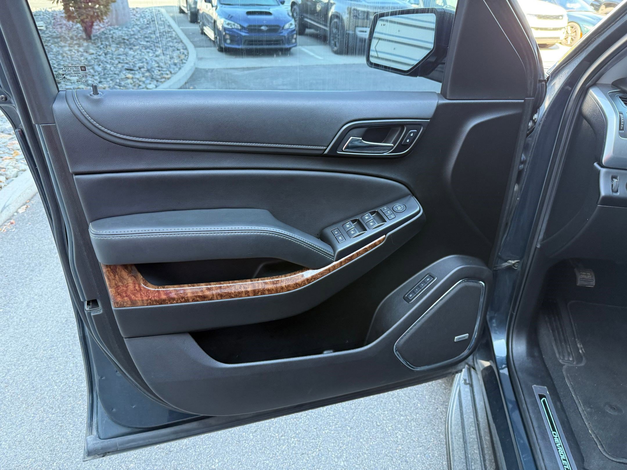 Used 2020 Chevrolet Tahoe Premier w/ 6.2L Performance Package image 12