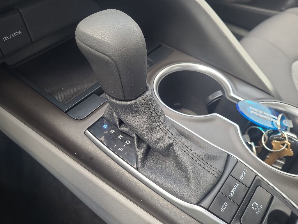 Used 2023 Toyota Camry LE AWD/4WD image 25