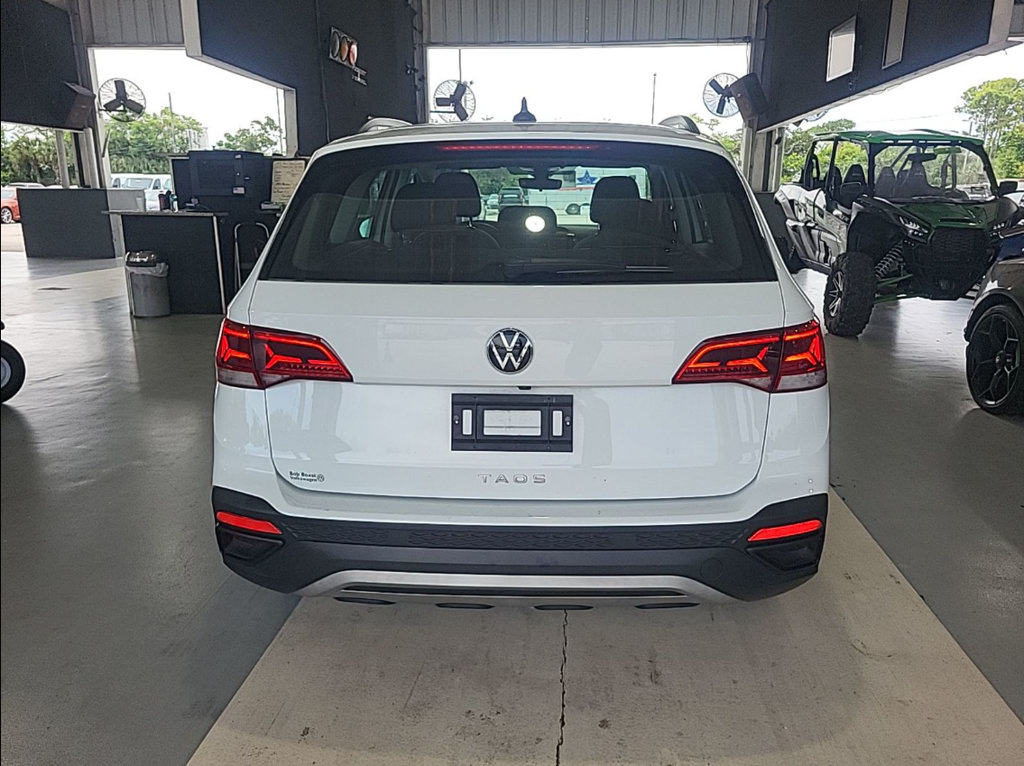 Used 2024 Volkswagen Taos S FWD image 4