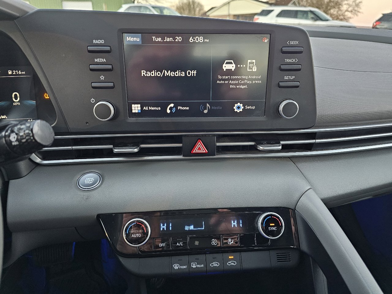 Used 2022 Hyundai Elantra SEL image 47