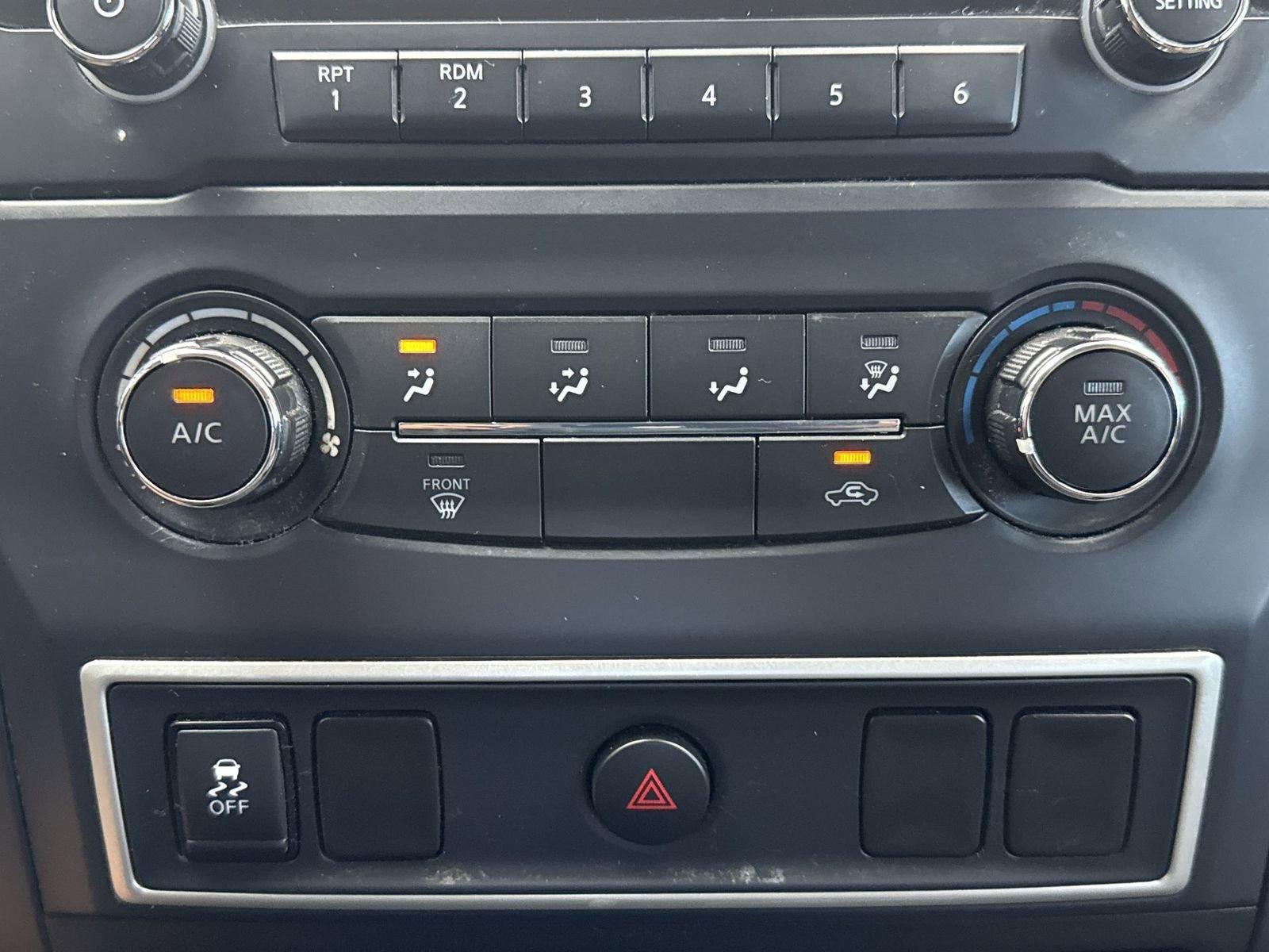 Used 2017 Nissan Titan S image 26