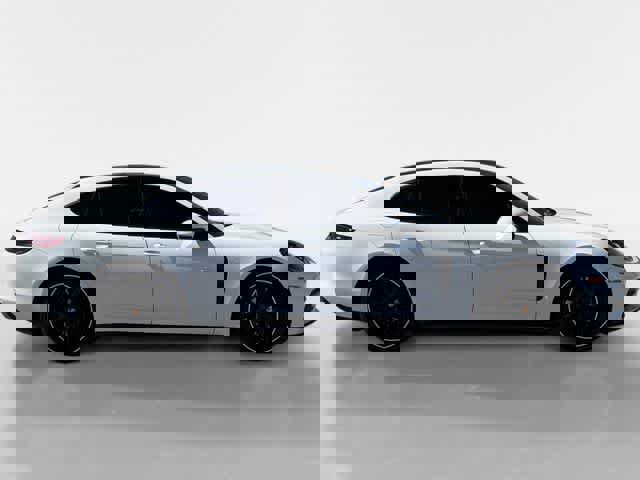 Used 2020 Porsche Panamera 4 image 6