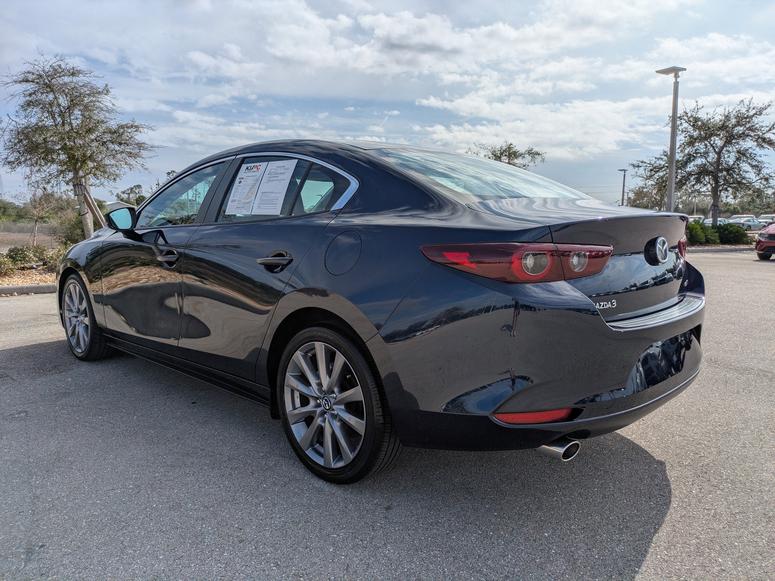 Used 2024 MAZDA MAZDA3 s image 7