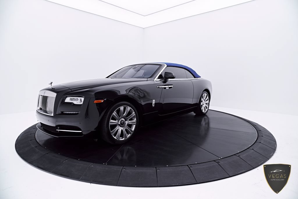 Used 2019 Rolls-Royce Dawn RWD image 12